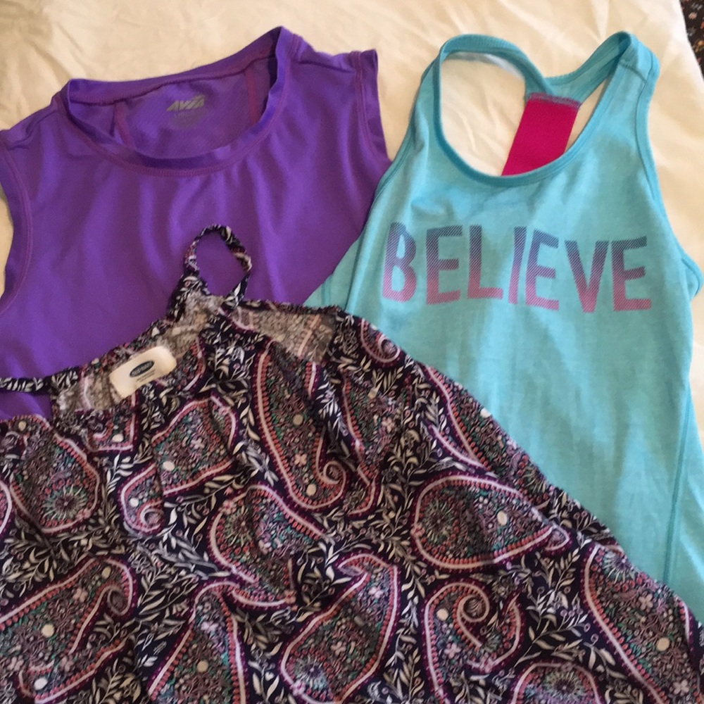 3 girl’s size 10 tanks